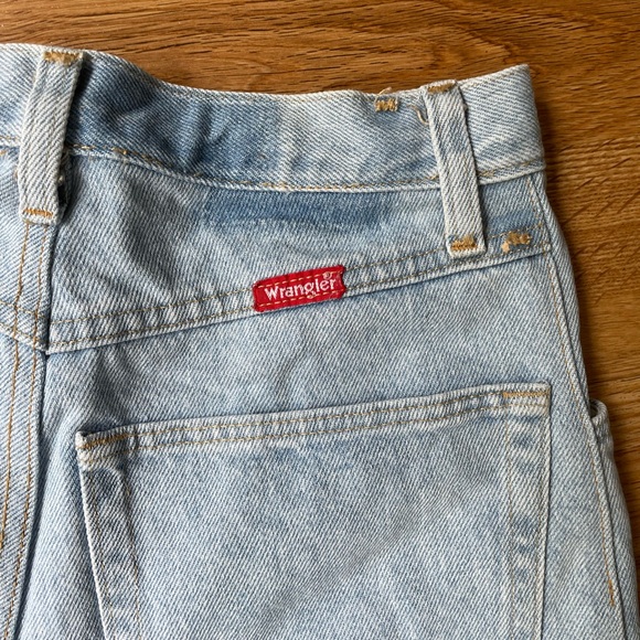 Vintage Wrangler Shorts - Picture 4 of 4